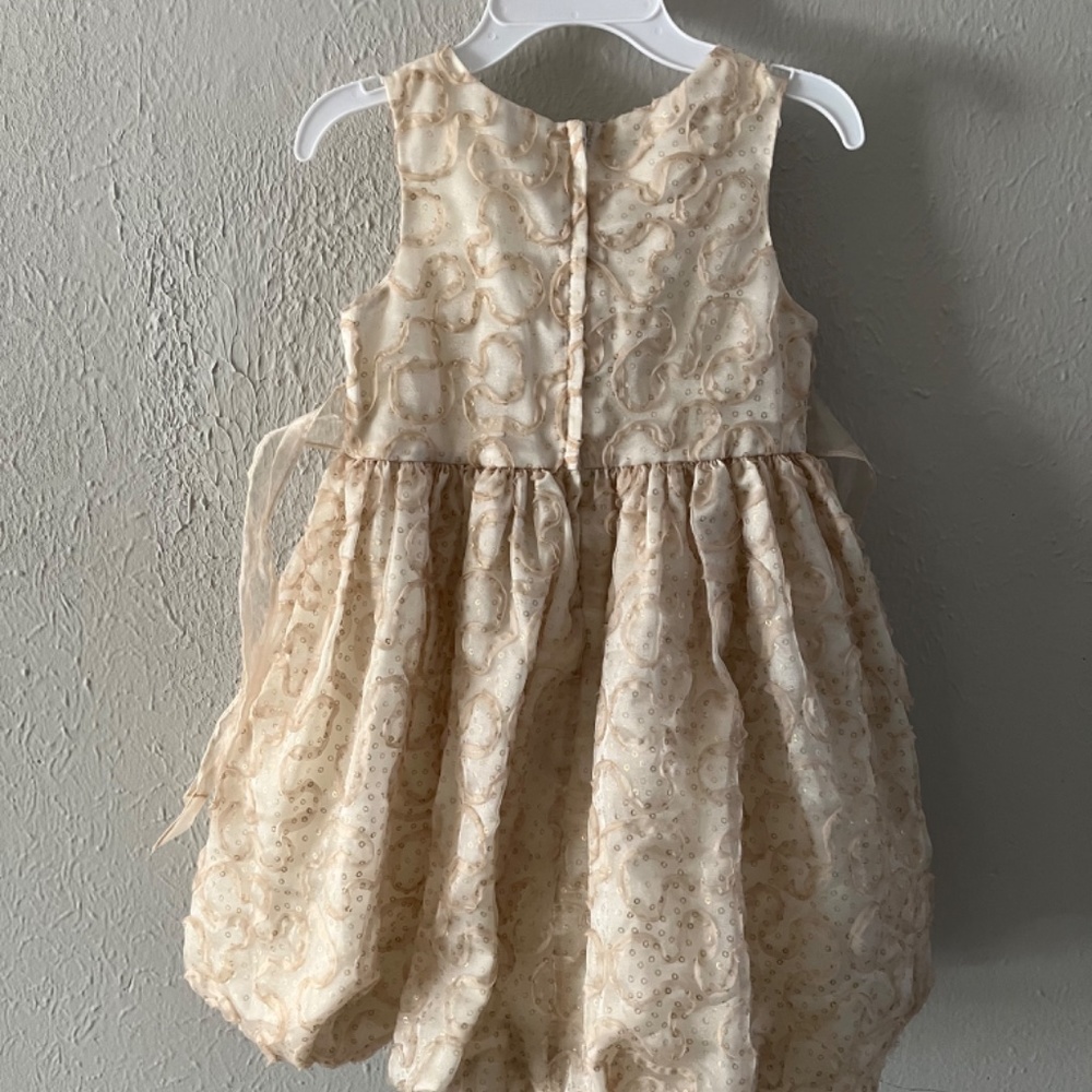 Dress - Picture 2 of 2